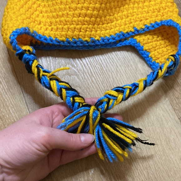 Crochet Minions Toque, Stuart from Despicable Me. - Picture 3 of 7